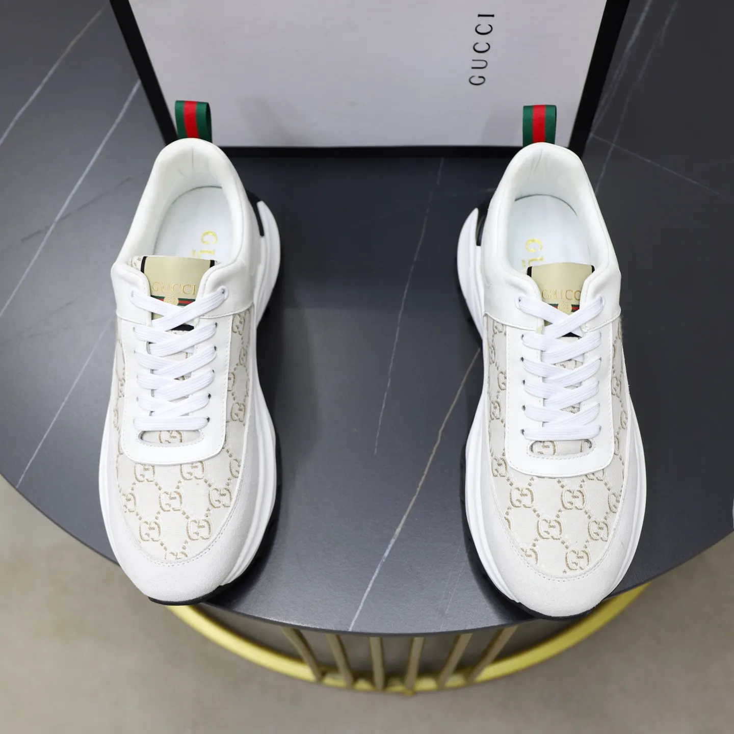 Ex-factory price: 462💰🙅‍♂️🙅‍♂️🙅‍♂️ Brand: GUCCI Standard code: 38-44 (45 customized) Grade: Same as the official website Material: Original leather splicing, comfortable and breathable lining, original wear-resistant outsole Style category: Men's fashionable casual shoes, running shoes, noble luxury brand elements, top luxury Color: actual picture color